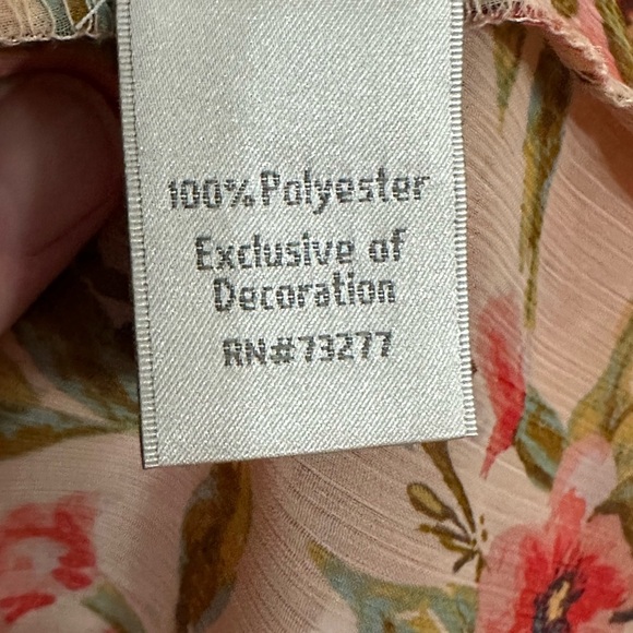 Disney Lauren Conrad Snow White Floral Lace Peasant top size medium - Picture 7 of 7